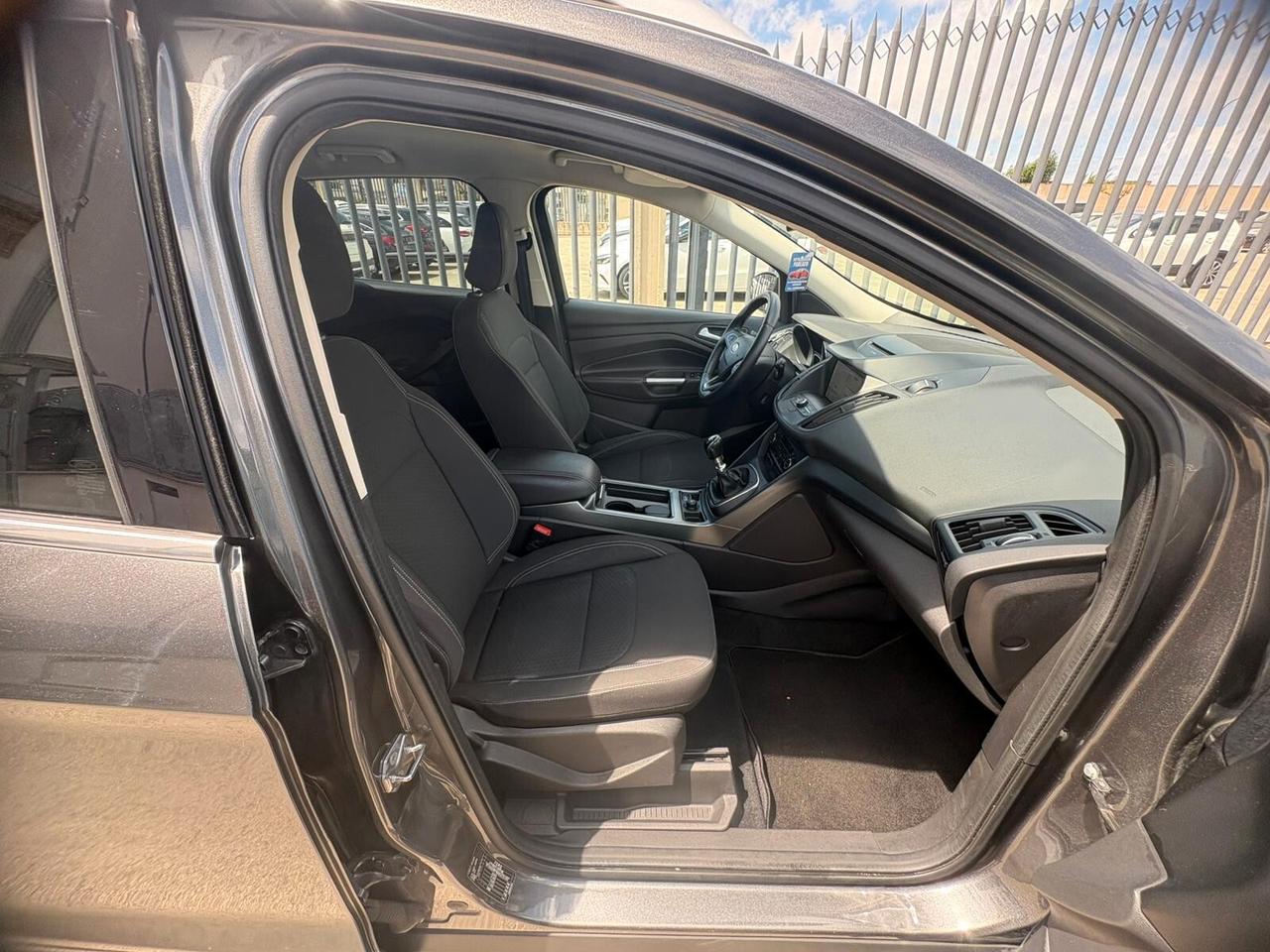 Ford Kuga 2.0 TDCI 120 CV S&S 2WD ST-Line ANNO 2019