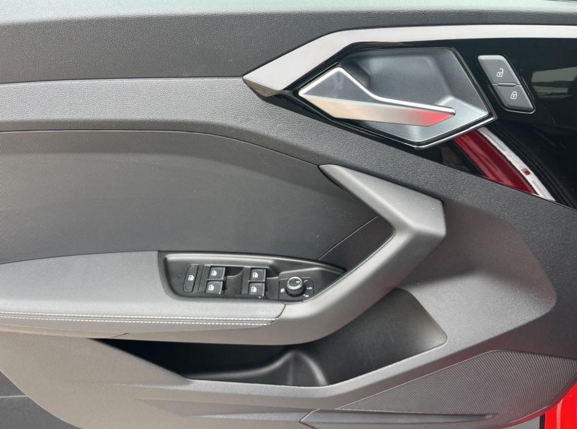 Audi A1 citycarver 30 TFSI S tronic S-LINE MATRIX FULL