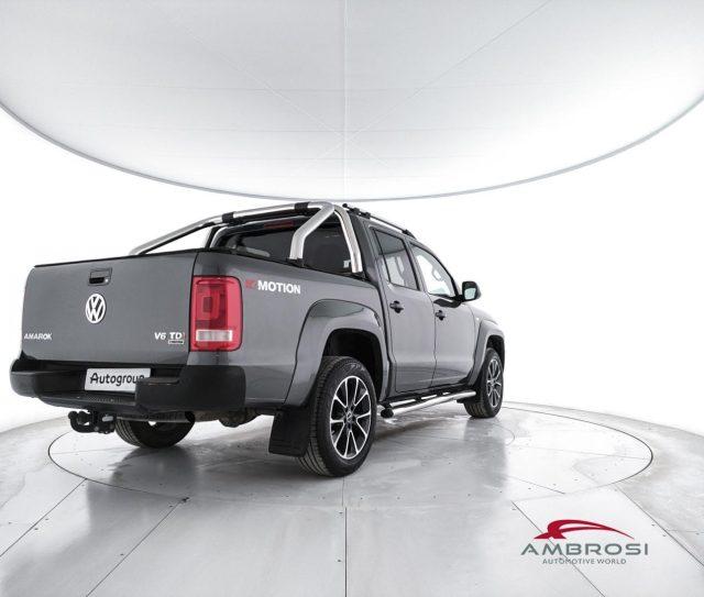 VOLKSWAGEN Amarok 3.0 V6 TDI 4MOTION BMT permanente aut. DC Highline