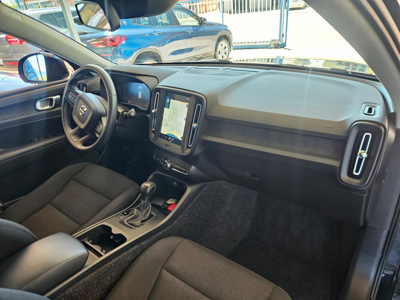 Volvo XC40 D3 Momentum My21 150cv