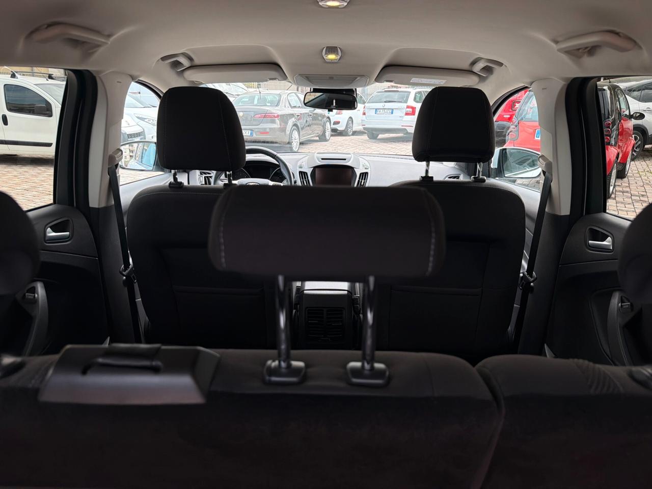 Ford Kuga 2.0 TDCI 120 CV S&S 2WD Titanium