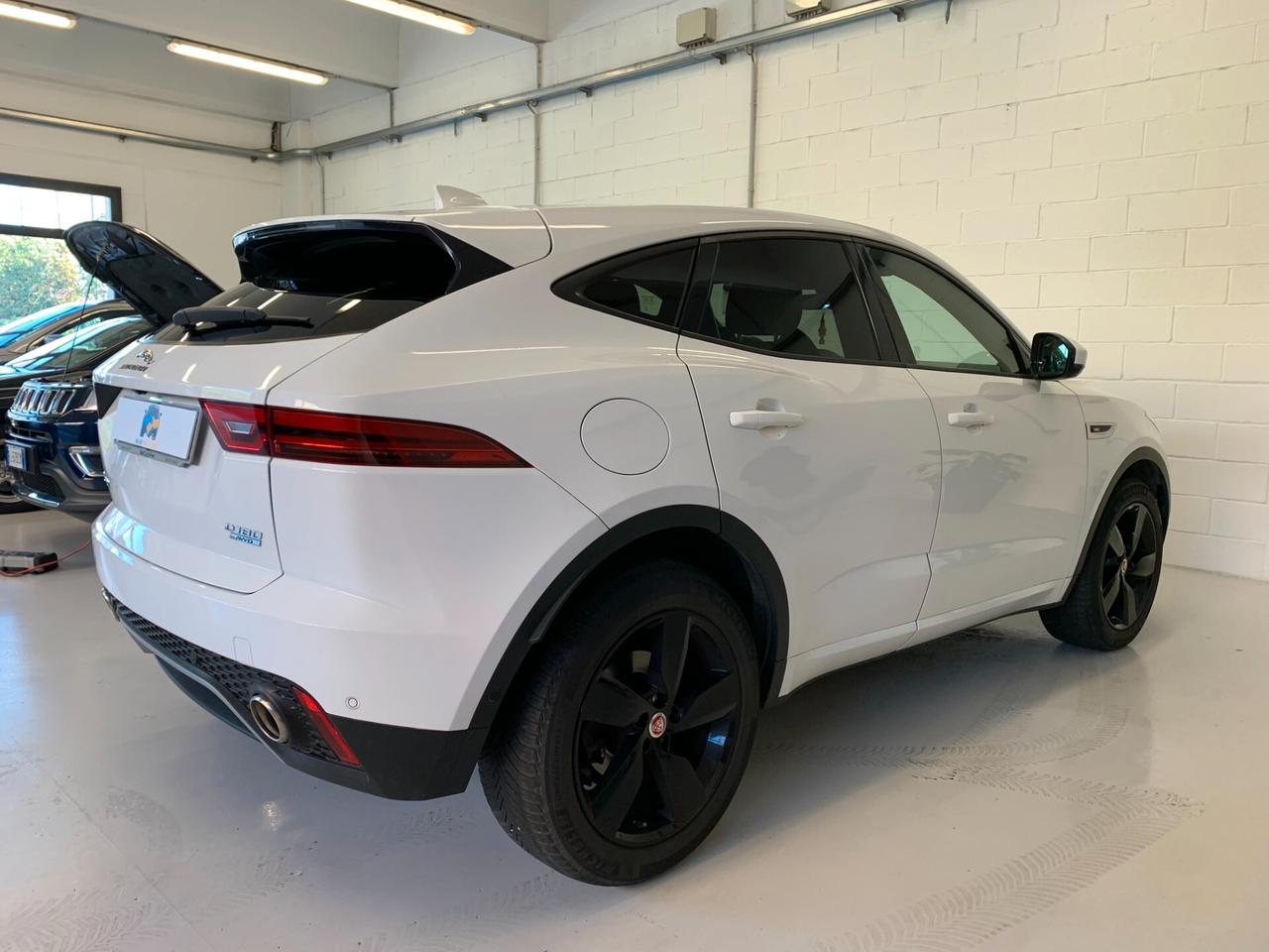 Jaguar E-Pace 2.0D 180 CV AWD aut. R-Dynamic