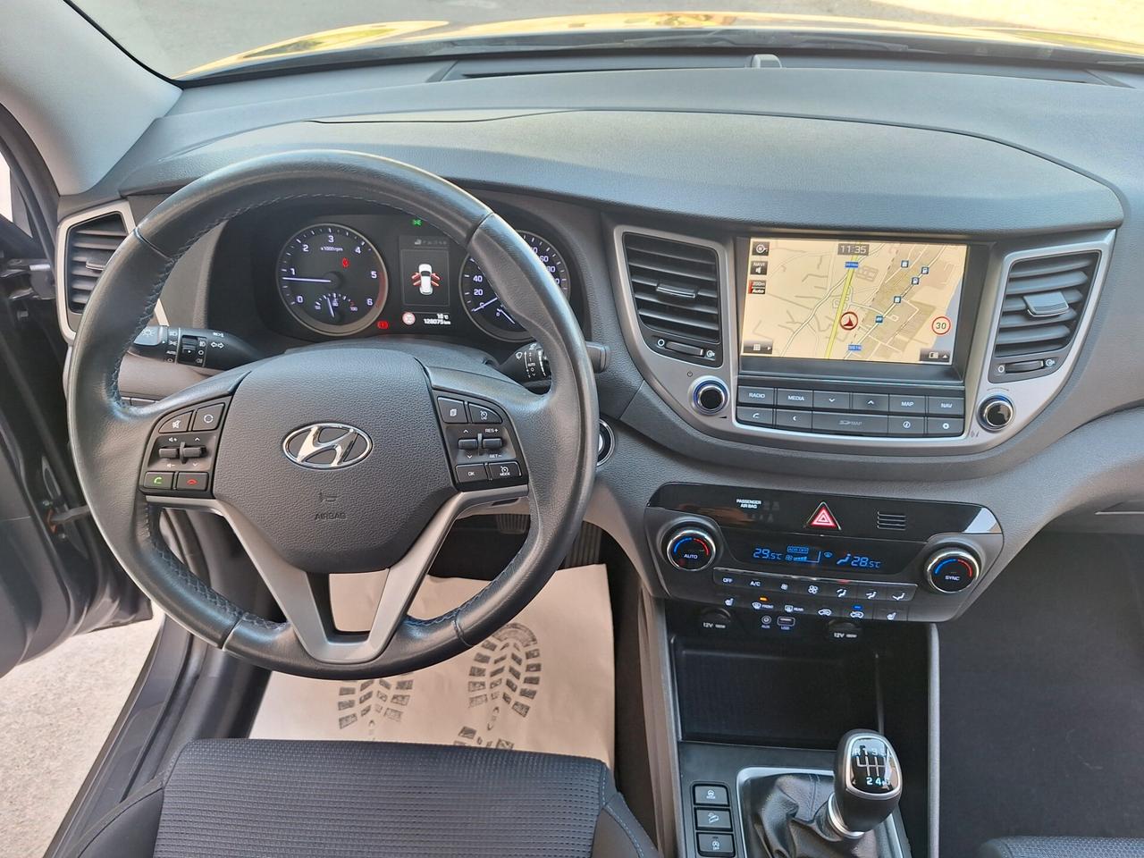 Hyundai Tucson 1.7 crdi X POSSIBLE NAVI CAMERA 2018