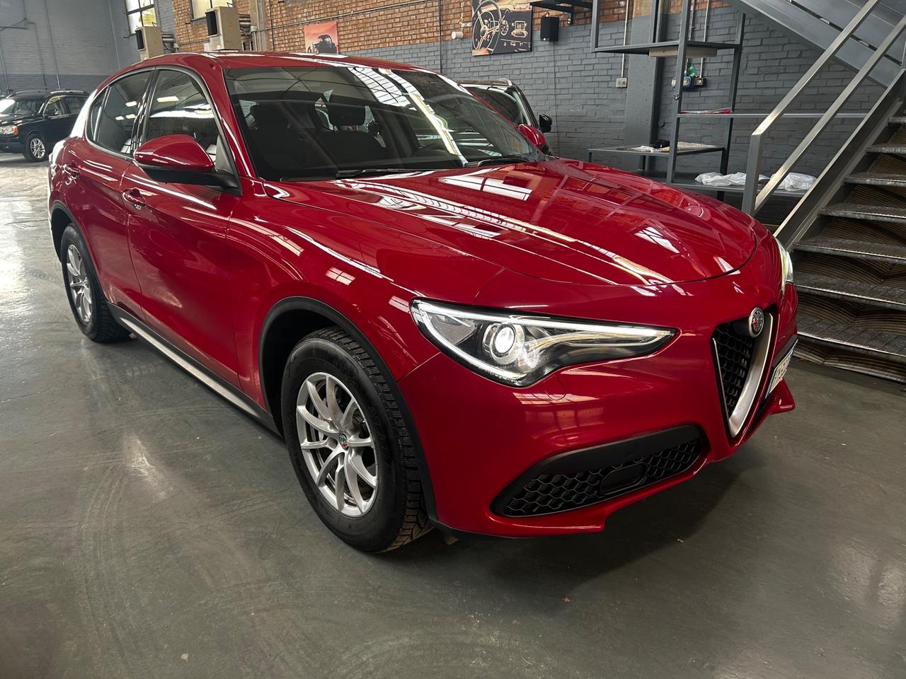 Alfa Romeo Stelvio 2.2 Turbodiesel 160 CV AT8 RWD Business