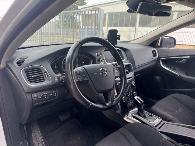VOLVO V40 D2 Geartronic Business