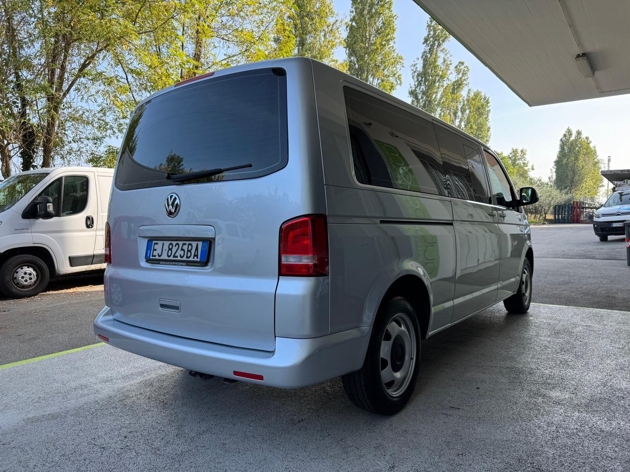 Volkswagen T5 Caravelle PL 9posti GARANZIA 24MESI