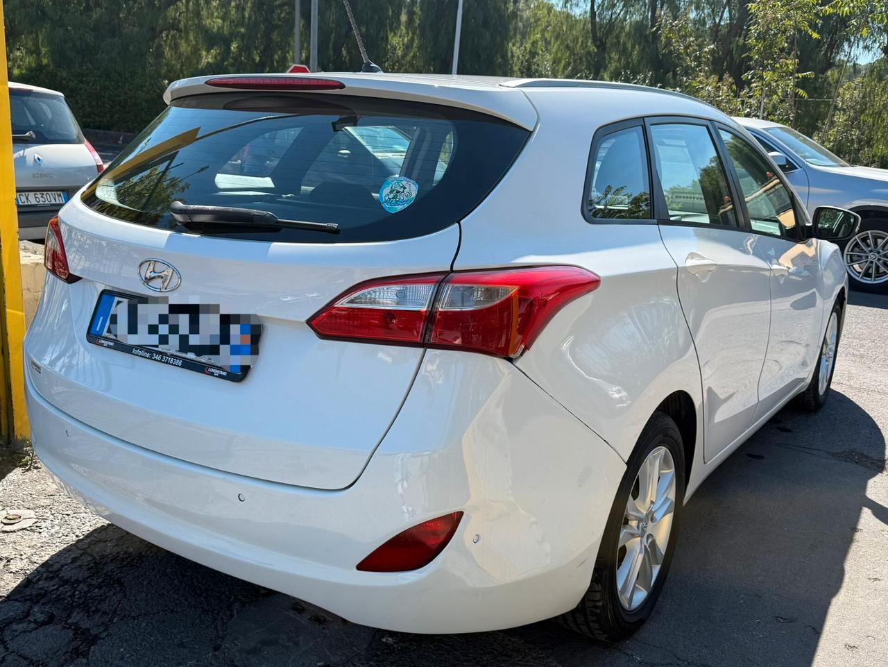 Hyundai i30 Wagon 1.6 CRDi Comfort A/T