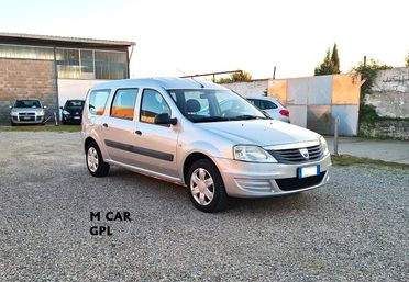 Dacia Logan MCV 1.6 85CV GPL 5 posti Embleme