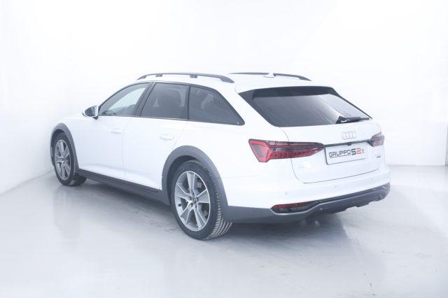 AUDI A6 allroad 40 TDI 2.0 quattro S tronic LED Matrix/S-line int.