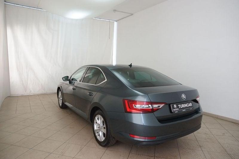 Skoda Superb 2.0 TDI DSG Style