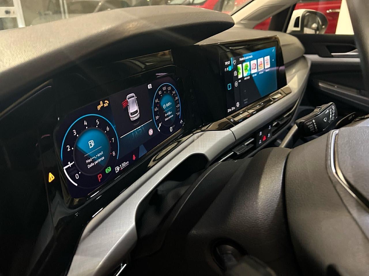 Volkswagen Golf 1.5 eTSI 150 CV EVO ACT DSG Life