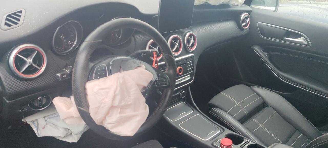 Mercedes-benz A 180 d Automatic Premium
