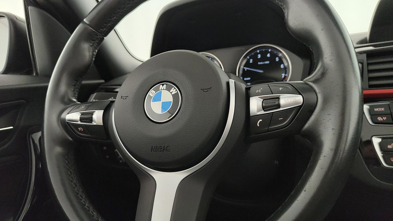 BMW 218i Cabrio Advantage auto my19