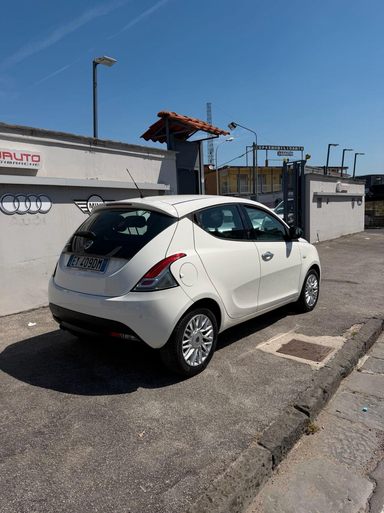 Lancia Ypsilon 1.3 MJT 16V 95 CV 5 porte S&S Gold