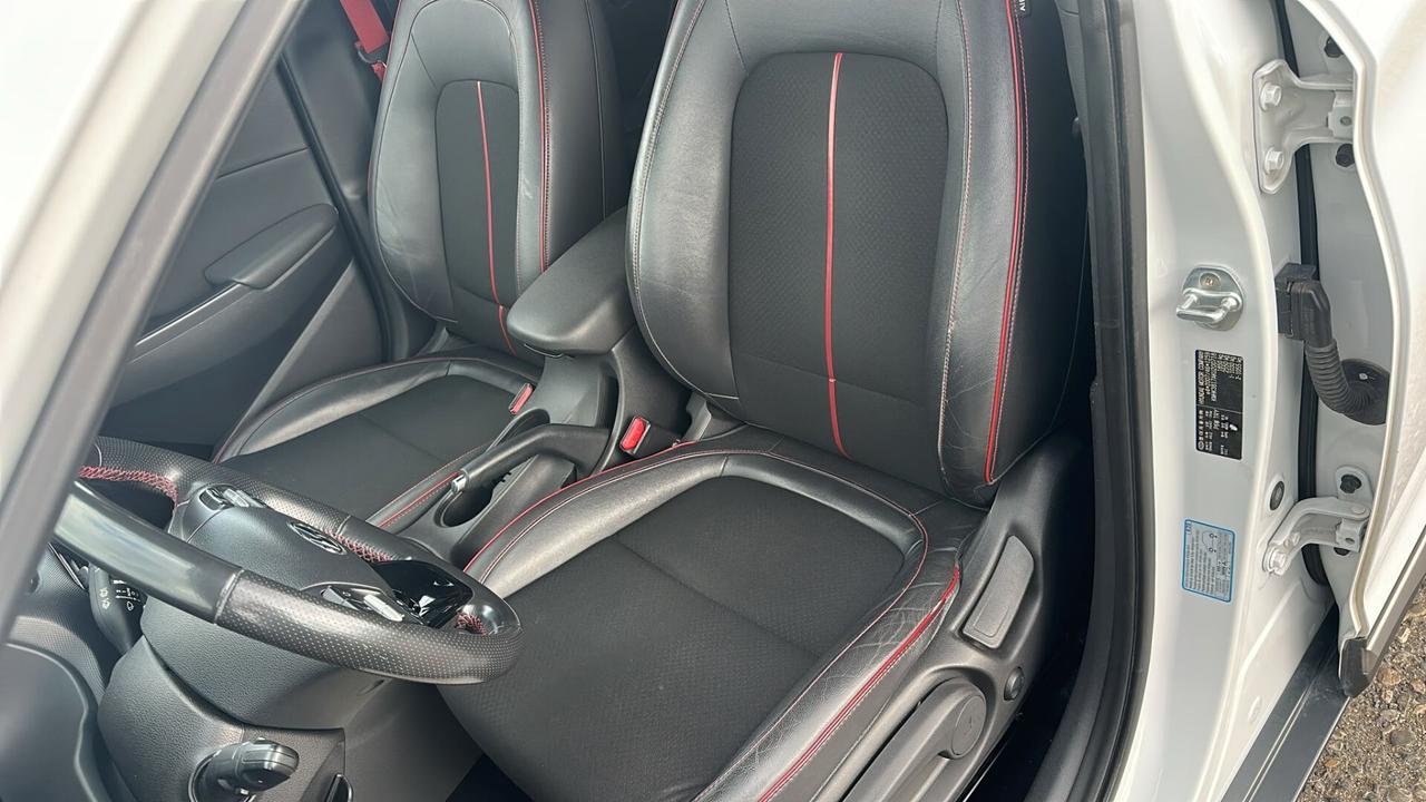 Hyundai Kona 1.6 CRDI 115 CV Xpossible