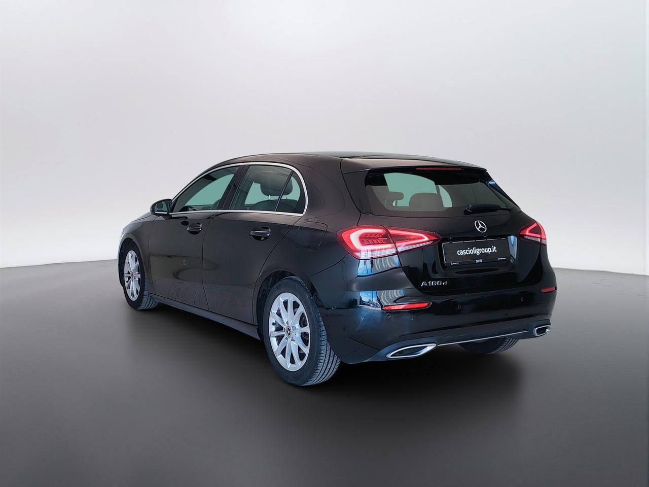 Mercedes-Benz Classe A - W177 2018 - A 180 d Sport auto