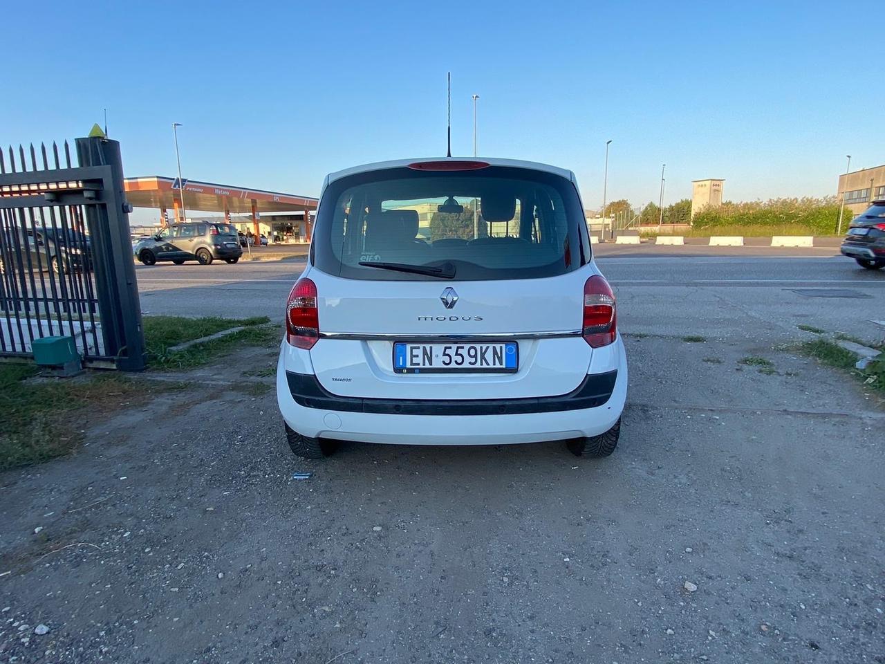 Renault Modus Grand 1.2 16V Wave
