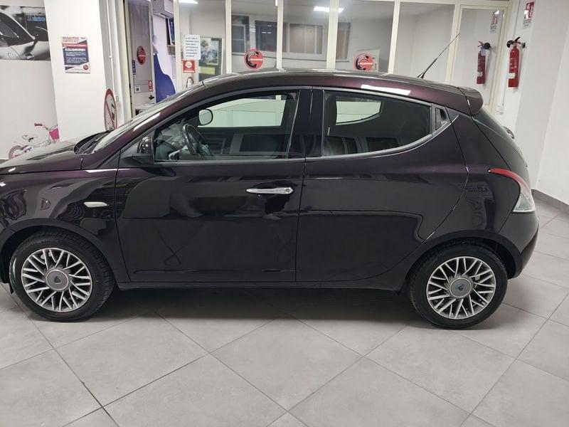 Lancia Ypsilon Ypsilon 1.2 69 CV 5 porte S&S Platinum GPL