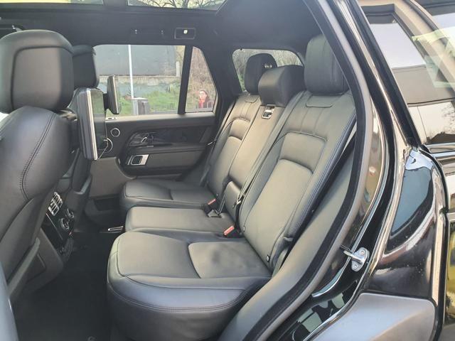 LAND ROVER Range Rover 3.0D I6 300 CV HSE Westminster Black