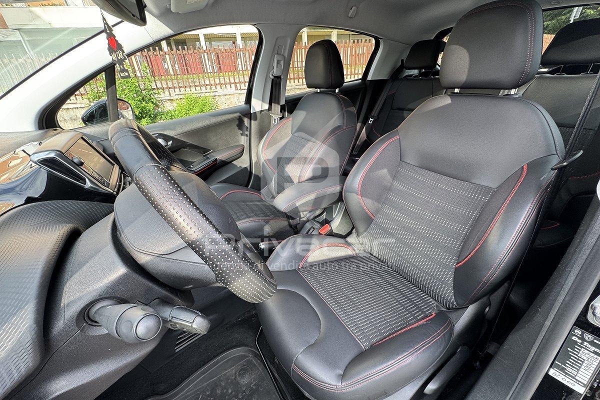PEUGEOT 208 1° serie PureTech Turbo 110 EAT6 S&S 5 porte GT Line