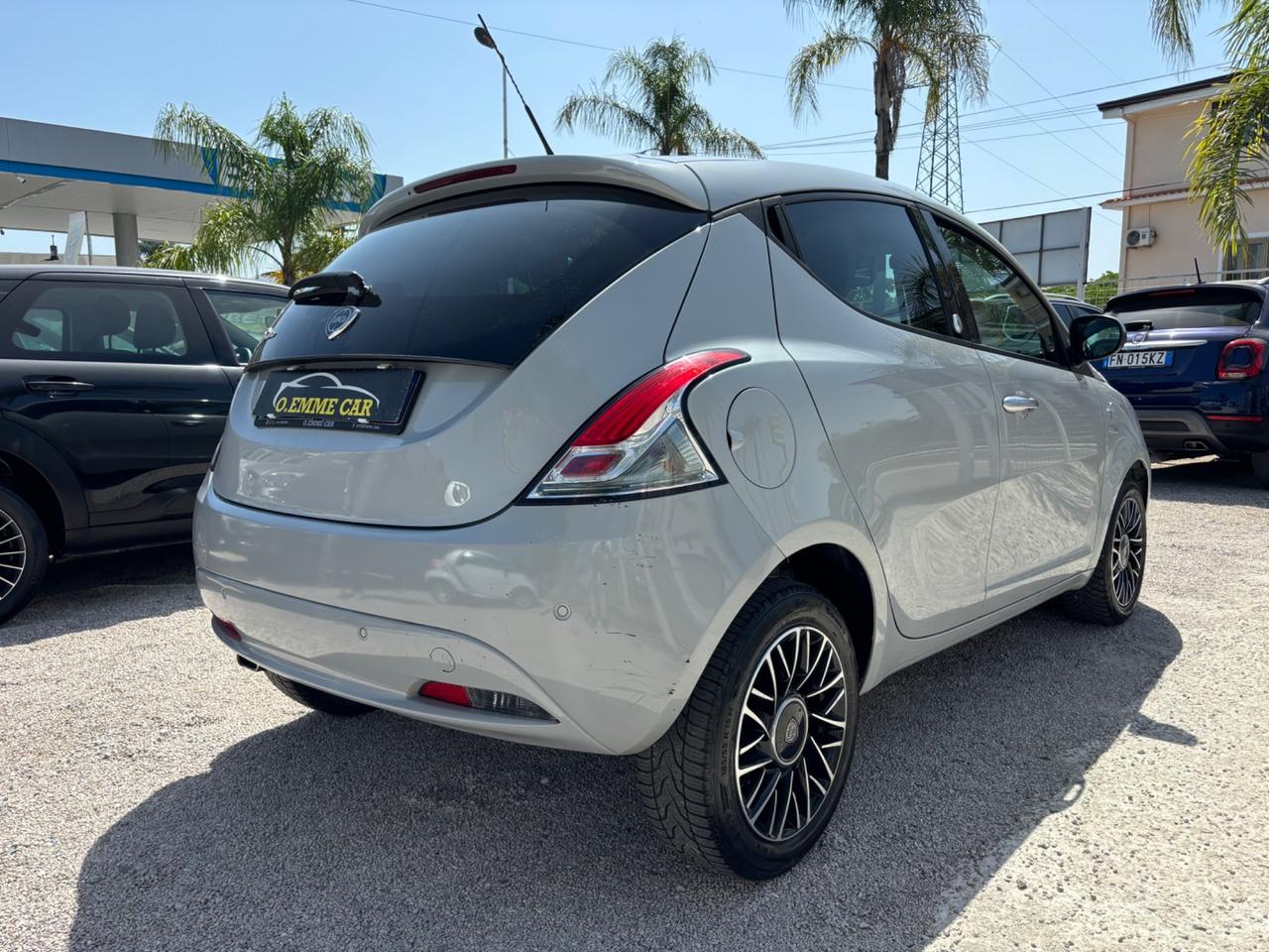 LANCIA YPSILON GPL ECOCHIC MYA FULL OPT