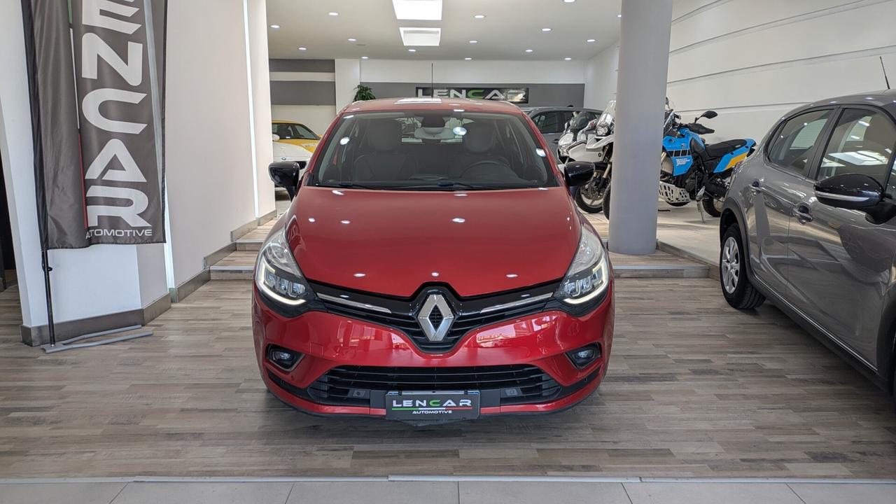 Renault Clio TCe 12V 90 CV GPL 5 porte Moschino Intens
