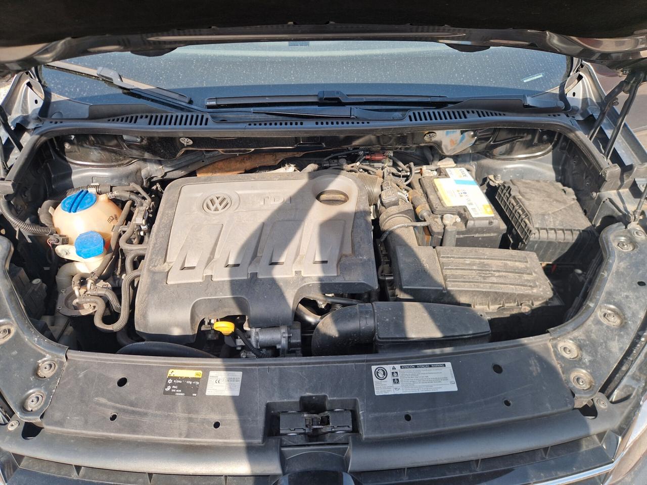 Volkswagen Touran 1.6 TDI DSG Comfortline-2014
