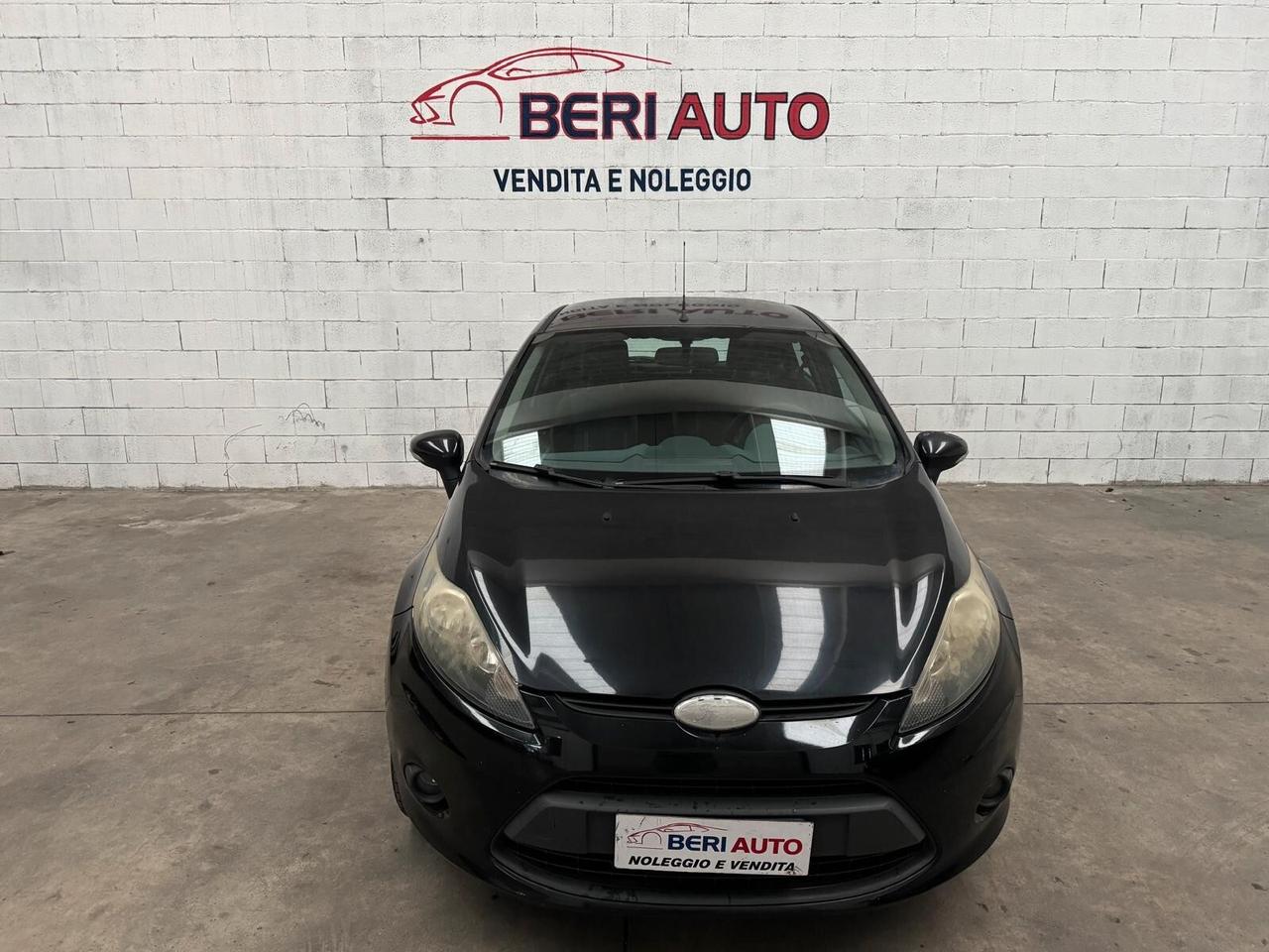 Ford Fiesta 1.2 benzina 5 porte Titanium