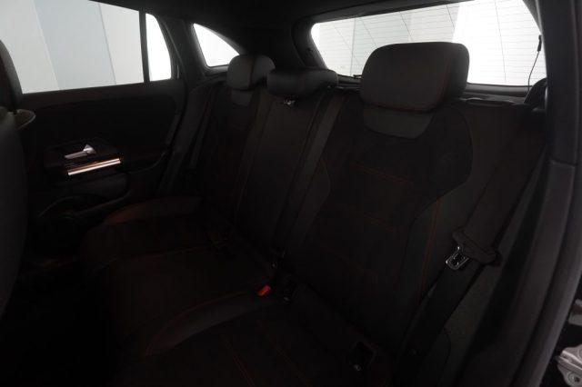 MERCEDES-BENZ CLA sse GLA GLA 180 d Automatic Premium