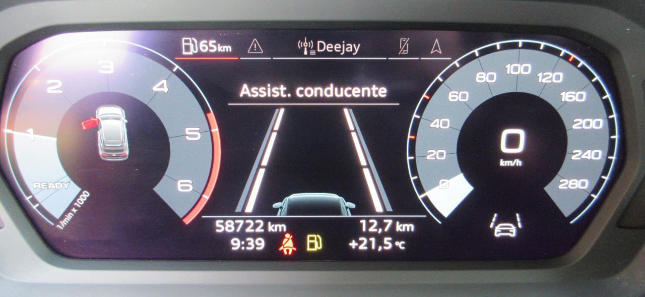 AUDI A3 SPB 30 TDI Business Advanced