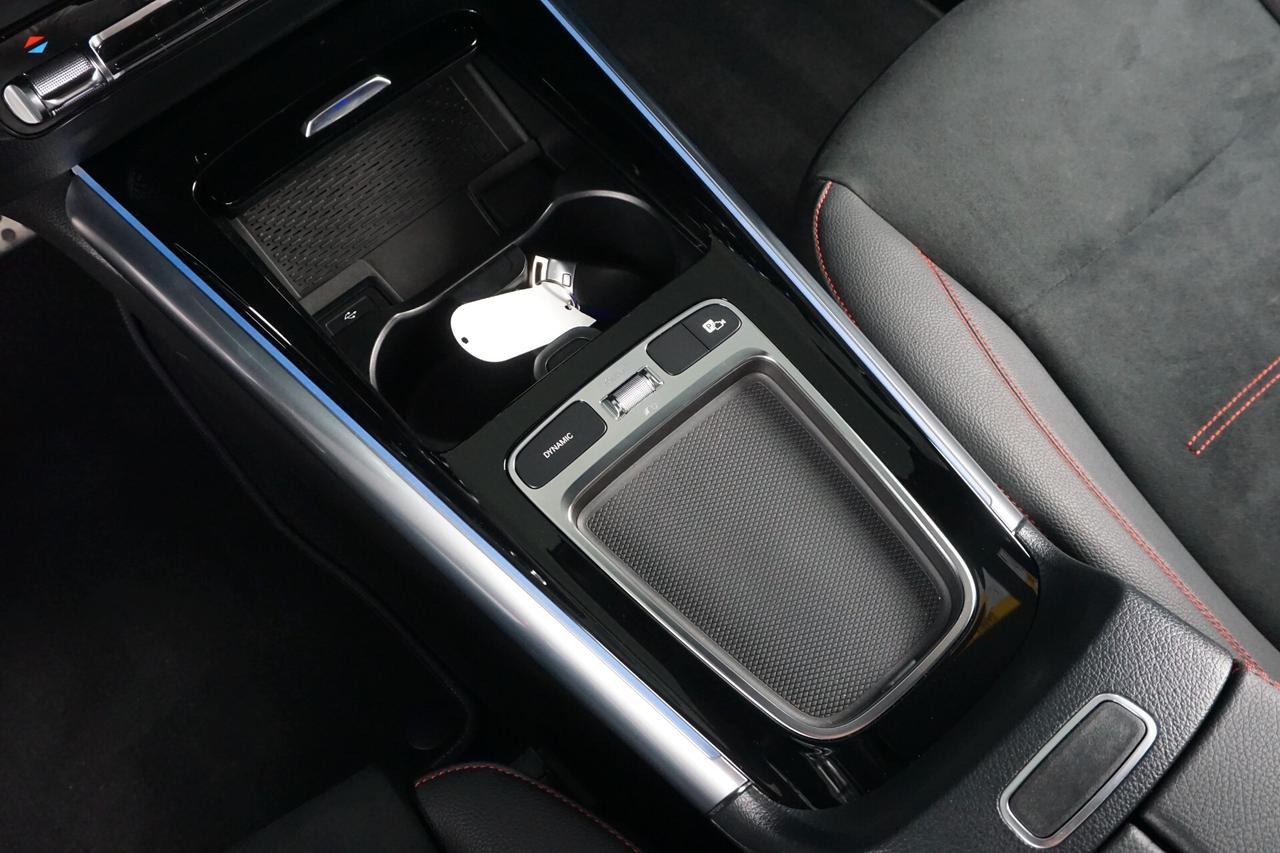 Mercedes-benz GLA 180 d Automatic AMG Line Advanced Plus