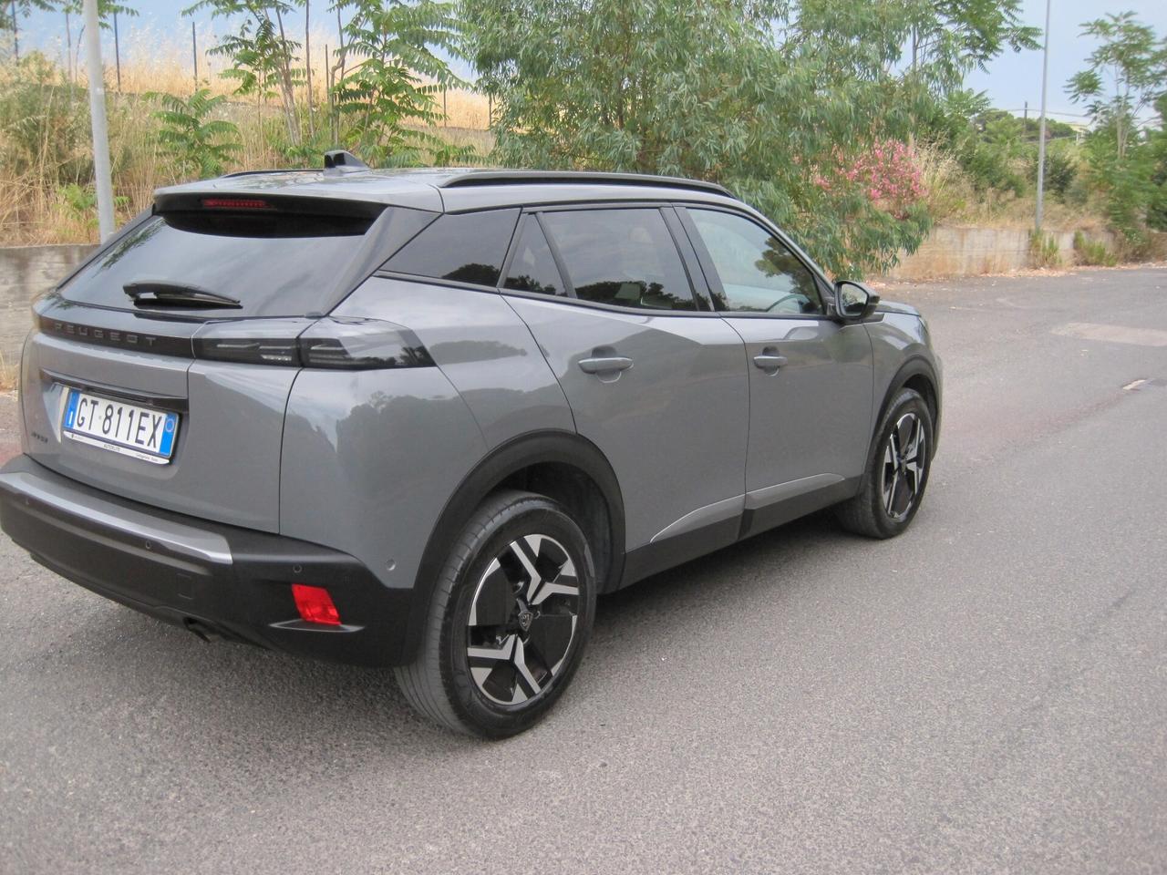 Peugeot 2008 PureTech 100 S&S Allure