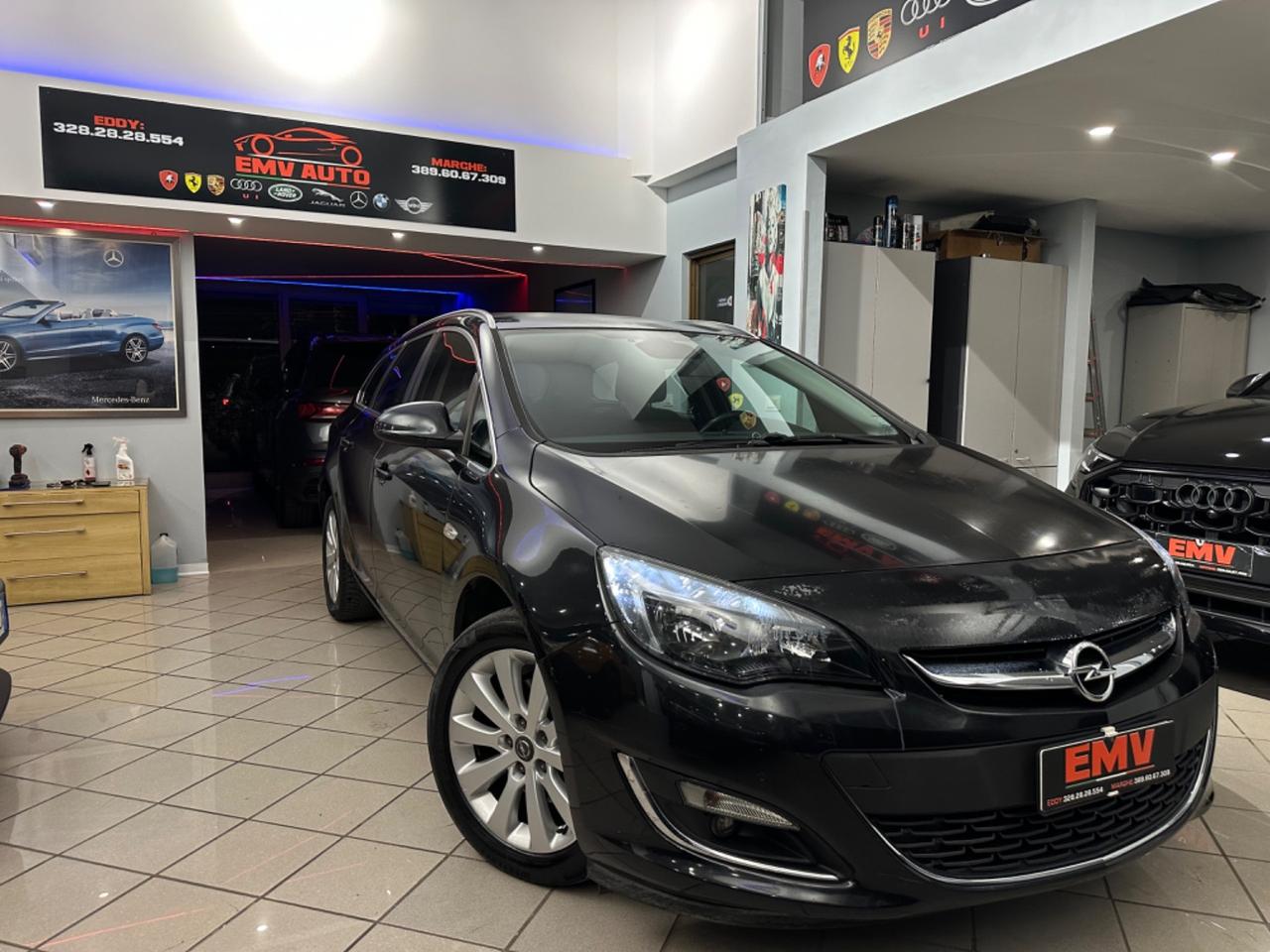 Opel Astra 1.7 CDTI 130CV Sports Tourer Cosmo