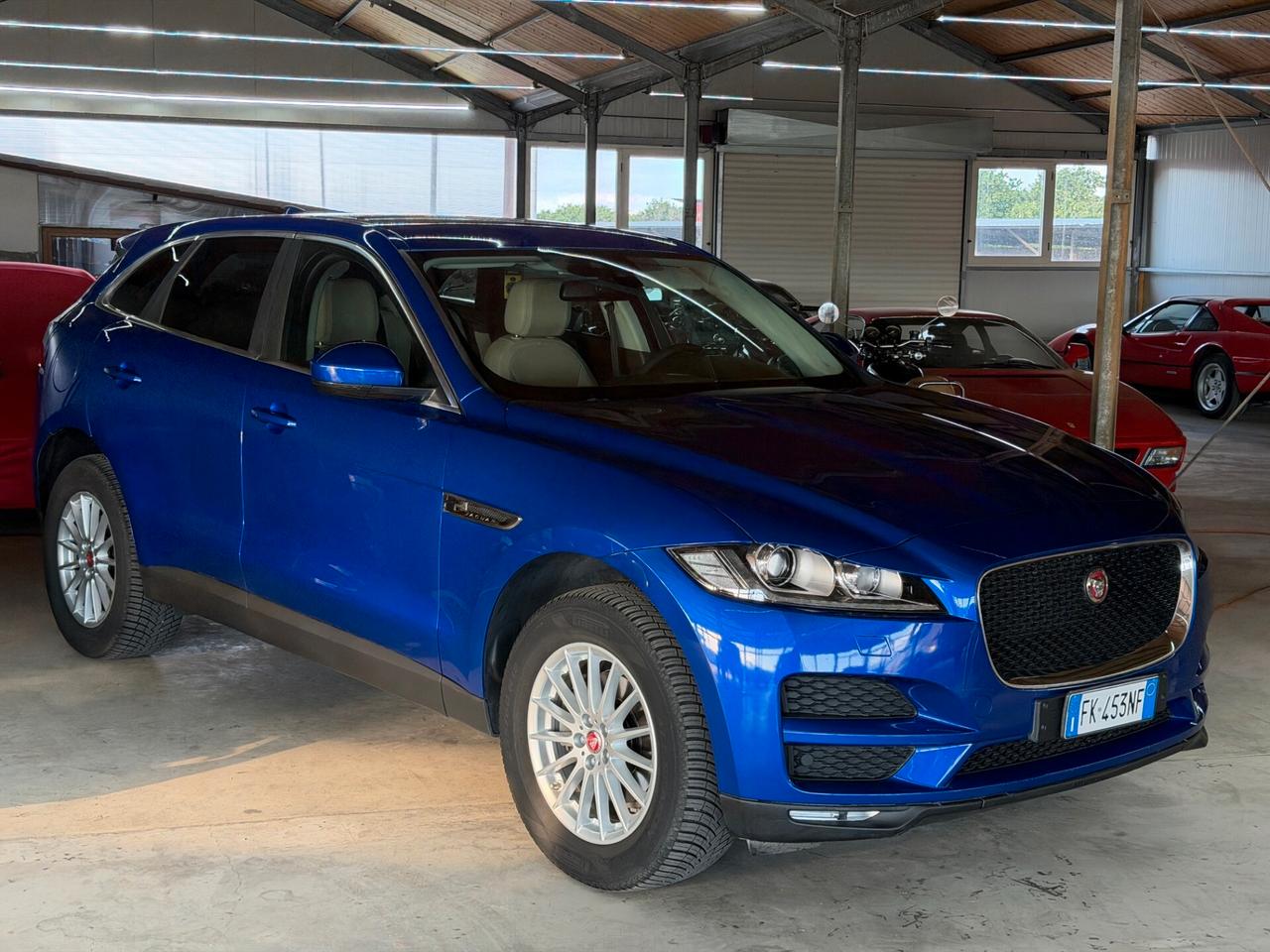 Jaguar F-Pace 2.0 D 180 CV - 24 MESI DI GARANZIA