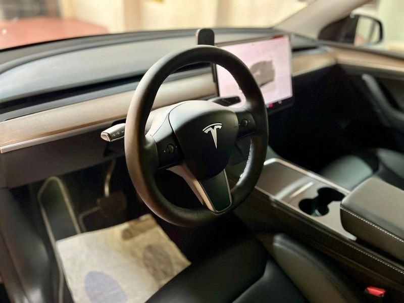 Tesla Model Y Model Y Long Range AWD