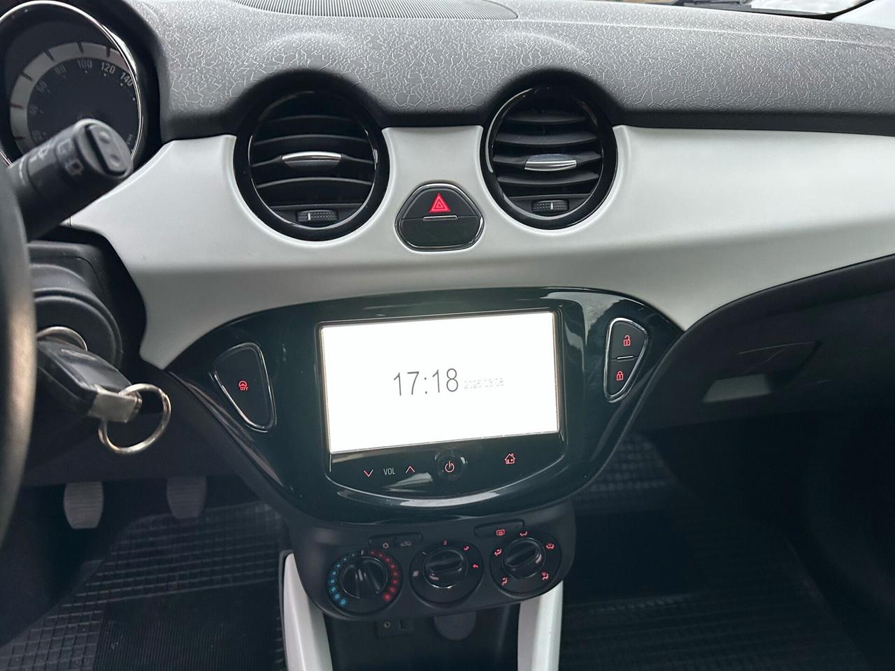 Opel Adam 1.2 benzina GPL casa madre VALIDO