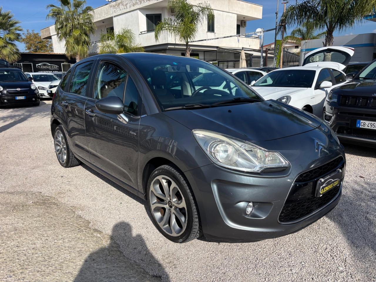 CITROEN C3 1.4 BENZ EXCLUSIVE 60.000KM