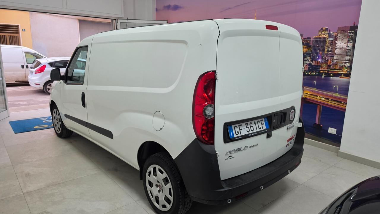 Fiat Doblò 1.6 MJT 105CV S&S PL-TA Cargo Maxi XL Lounge