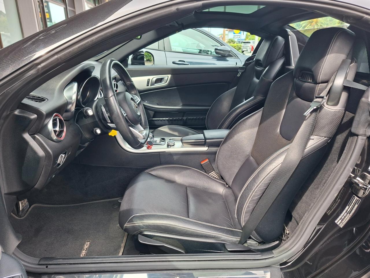 Mercedes-benz SLC 180 AMG line