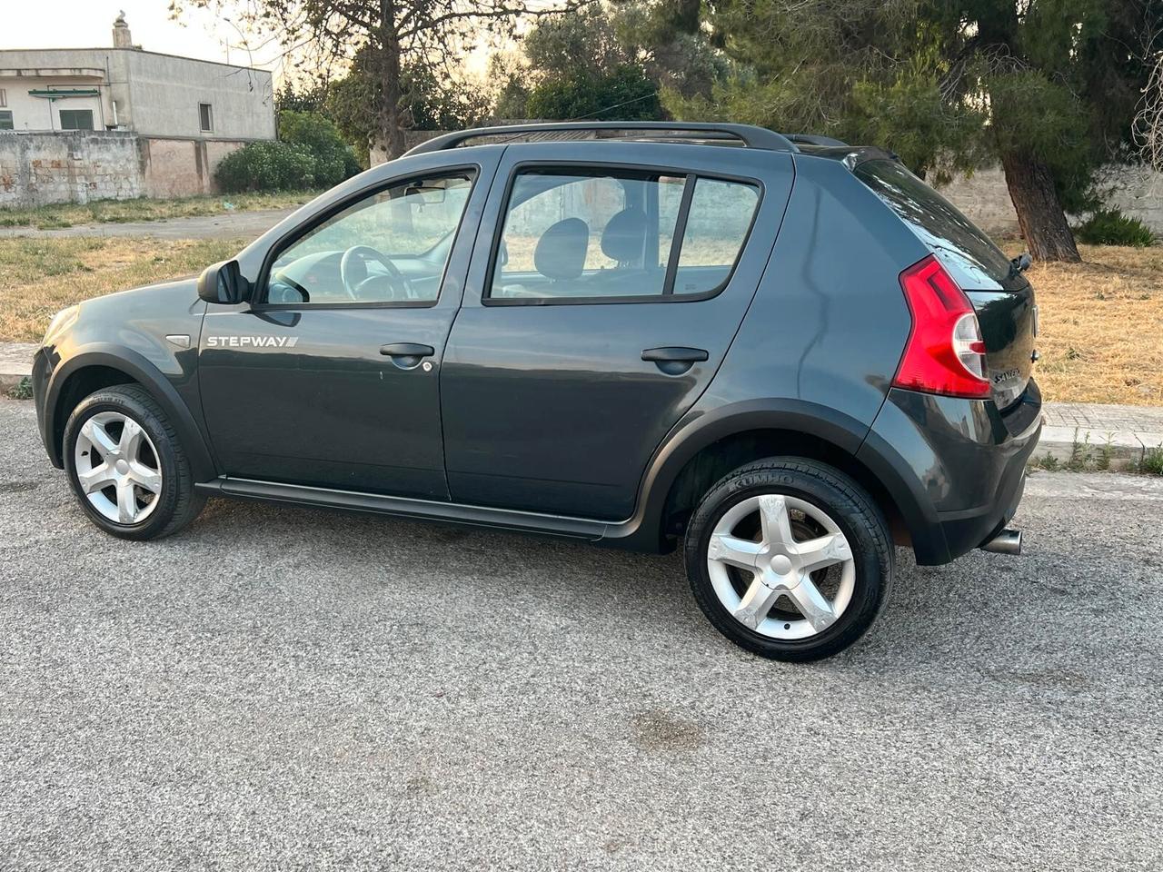 Dacia Sandero Stepway 1.6 8V GPL 85CV
