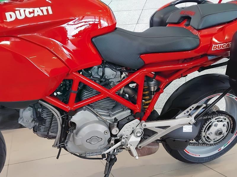 Ducati Multistrada 1000 DS