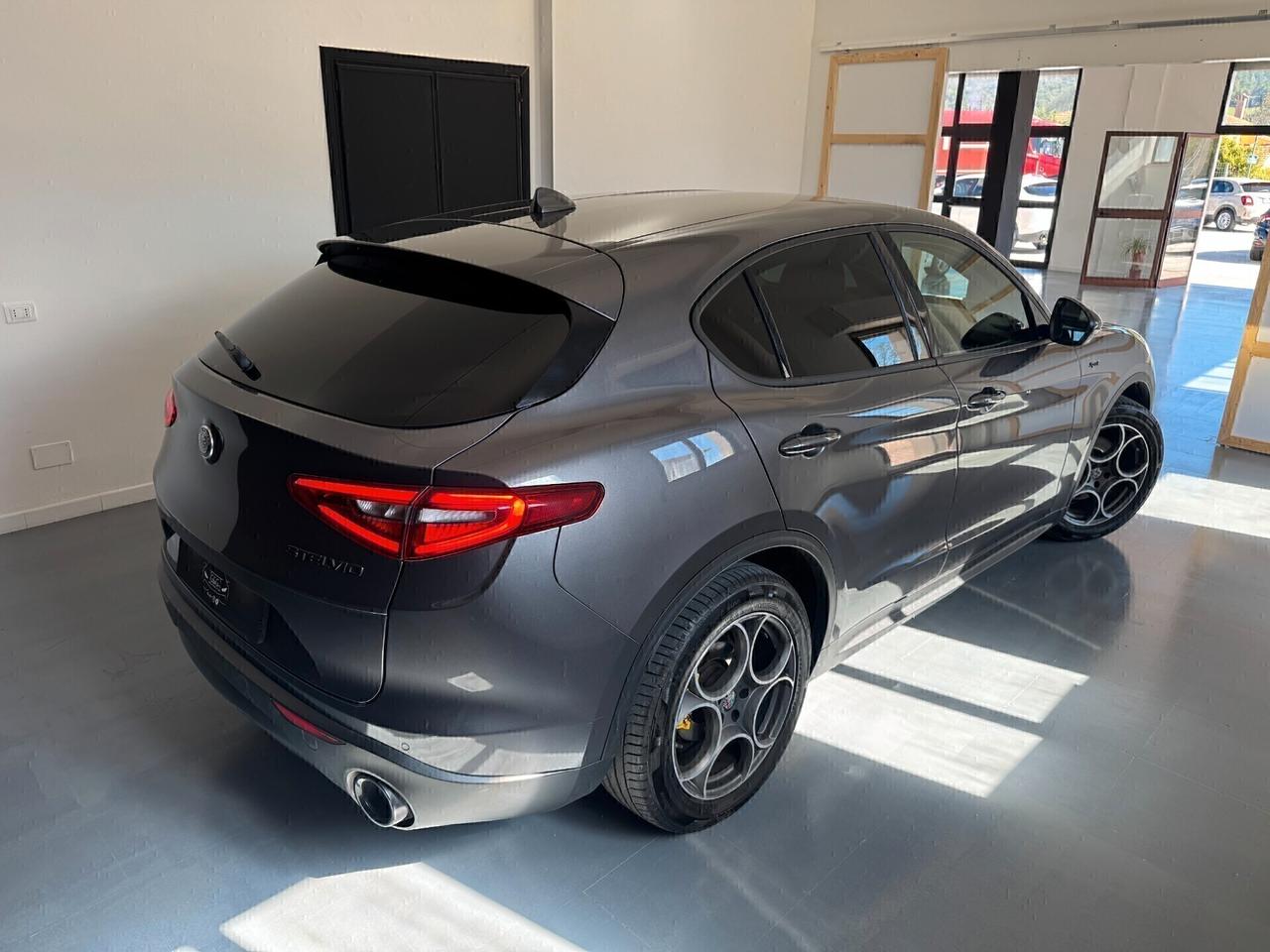 Alfa Romeo Stelvio 2.2 TD 190 CV Sprint - 2021