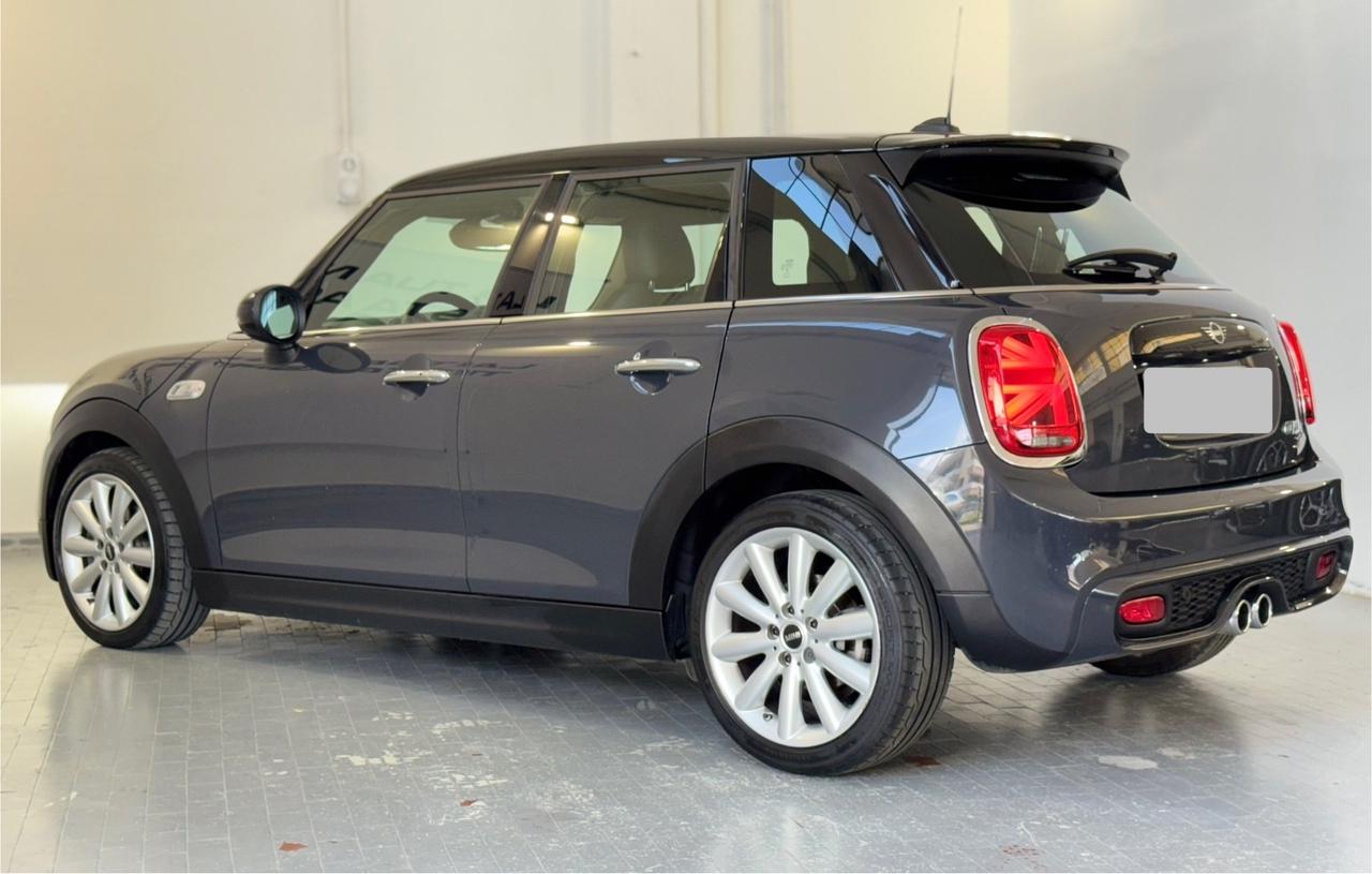 Mini Mini 2.0 Cooper SD aut. Hype 5 porte