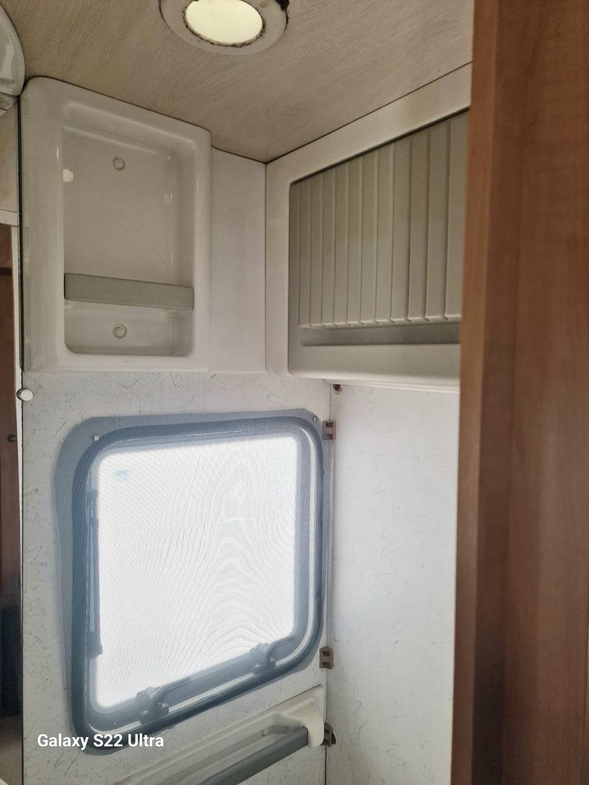 Caravan GRUAU del 1996 in saldo 156