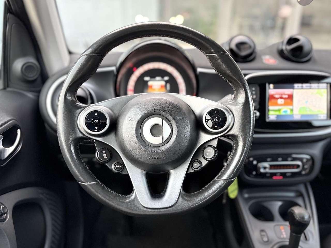 smart forTwo 1.0 Benzina 71CV E6 Automatico - 2016