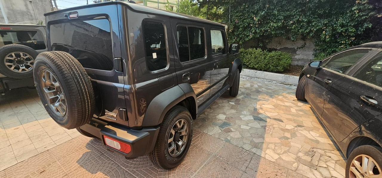 Suzuki Jimny 1.5 102 CV 5 PORTE PRONTA CONSEGNA