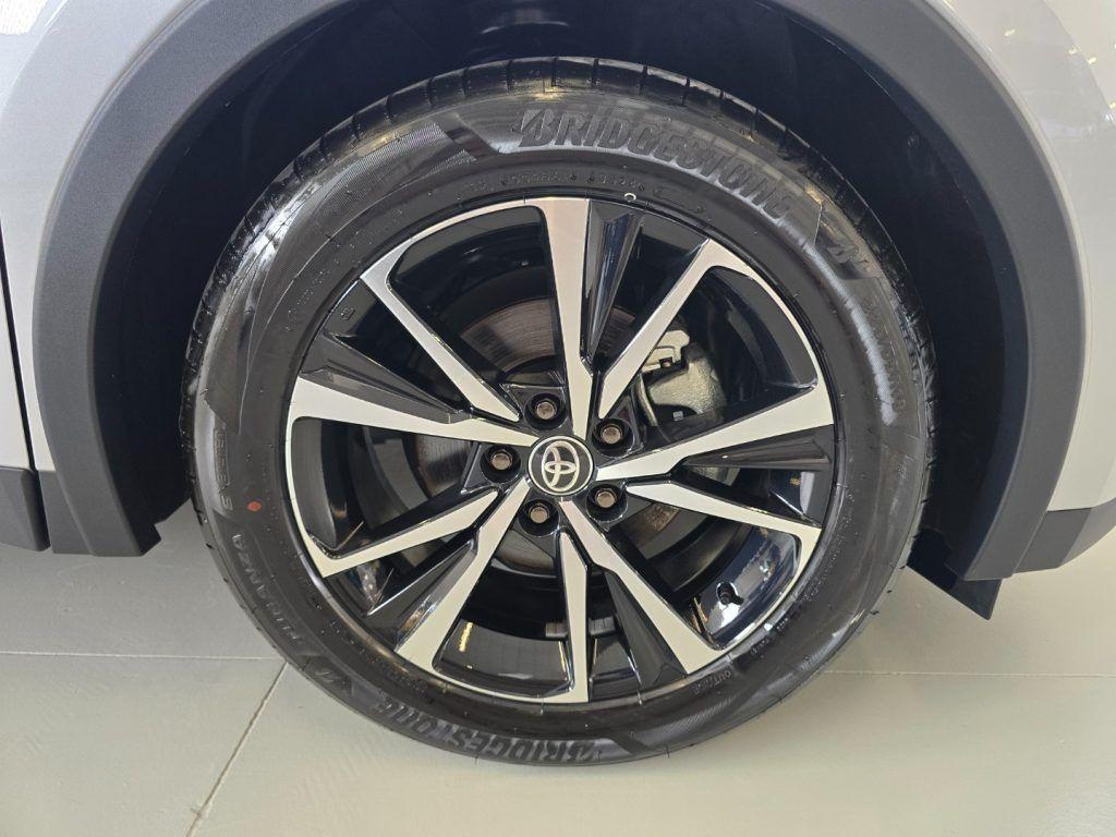 Toyota C-HR 1.8 hev Trend fwd e-cvt