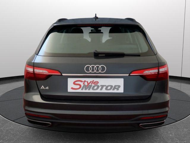 AUDI A4 Avant 30 TDI/136 CV S tronic Business
