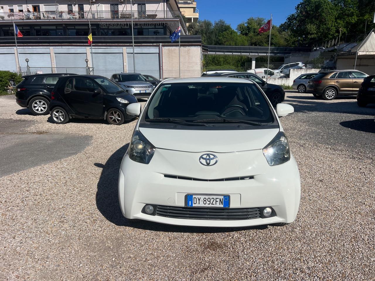 Toyota iQ 1.0 Sol
