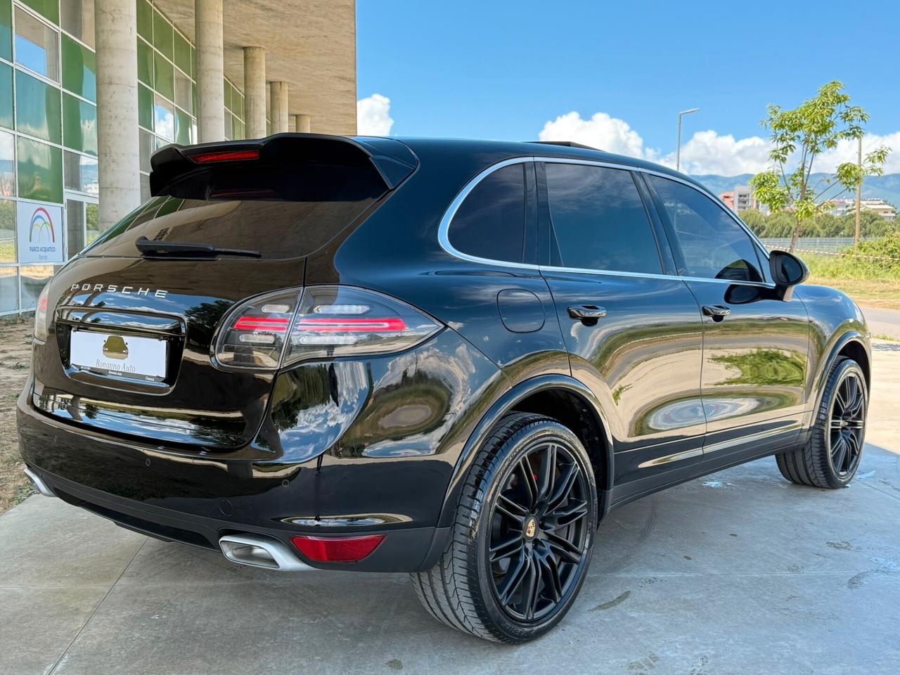 Porsche Cayenne 3.0 Diesel Total Black